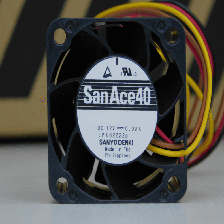 Low Power Consumption Fan San Ace 40 9GA0412P6G001