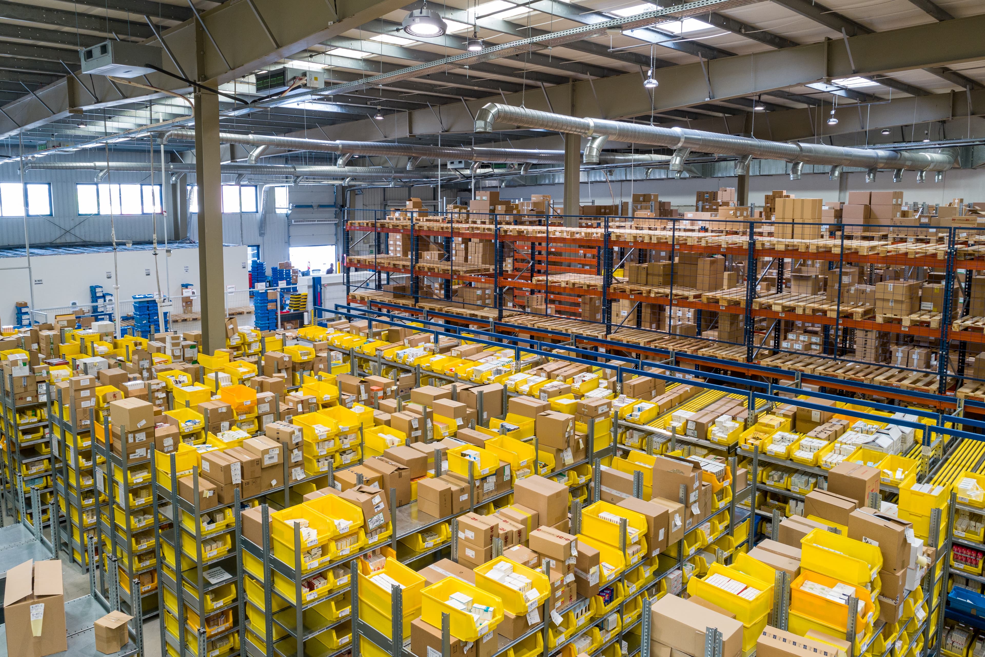 Manage Inventory During Demand Drops for Electronic Components | Fusion Worldwide