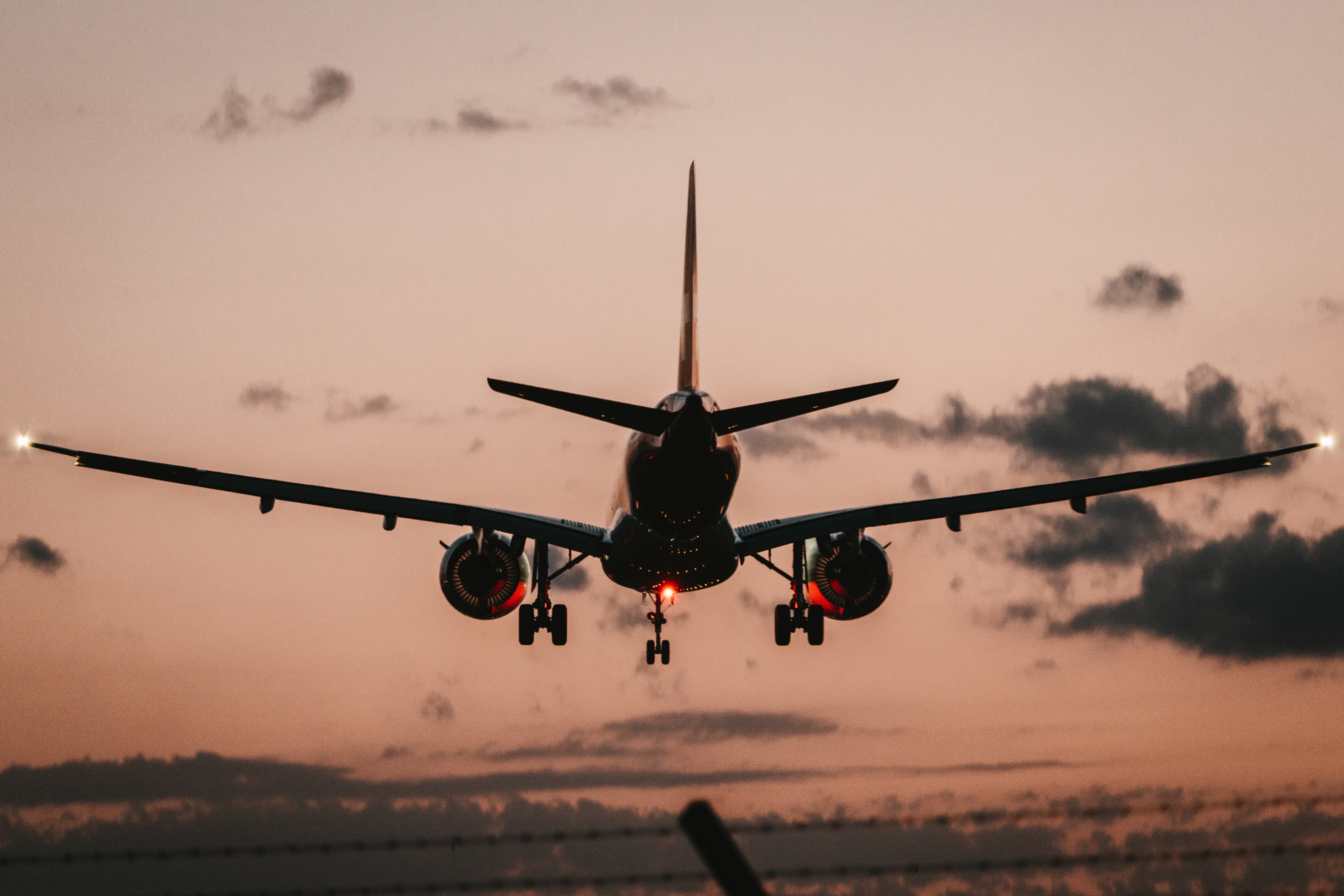 Aerospace Electronic Component Sourcing Challenges | Fusion Worldwide